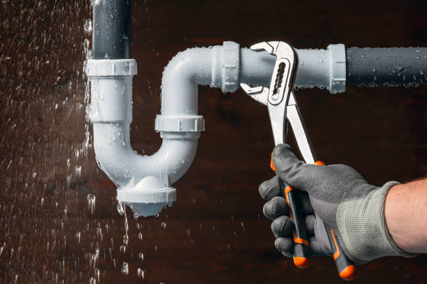 Professional Drain Cleaning technician working in Alton, IL